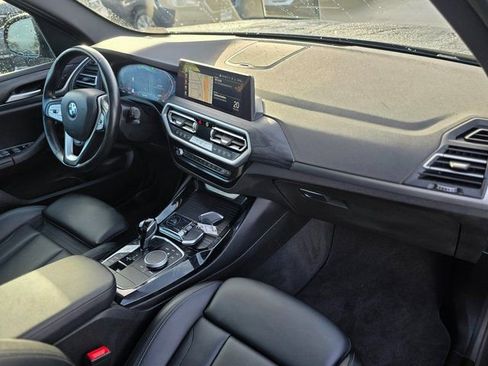 Used 2024 BMW X3 sDrive30i image 9