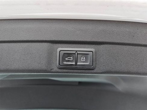 Used 2025 Audi A5 2.0T Premium Plus w/ Premium Plus image 23