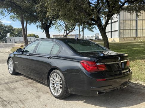 Used 2014 BMW 750Li image 5
