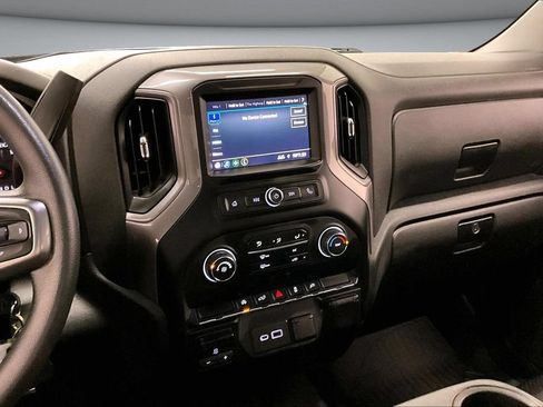 Used 2021 Chevrolet Silverado 1500 Custom w/ Safety Confidence Package AWD/4WD image 10