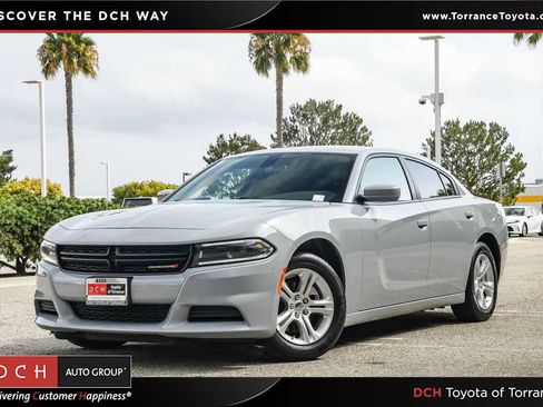 Used 2022 Dodge Charger SXT w/ Cold Weather Package RWD image 1