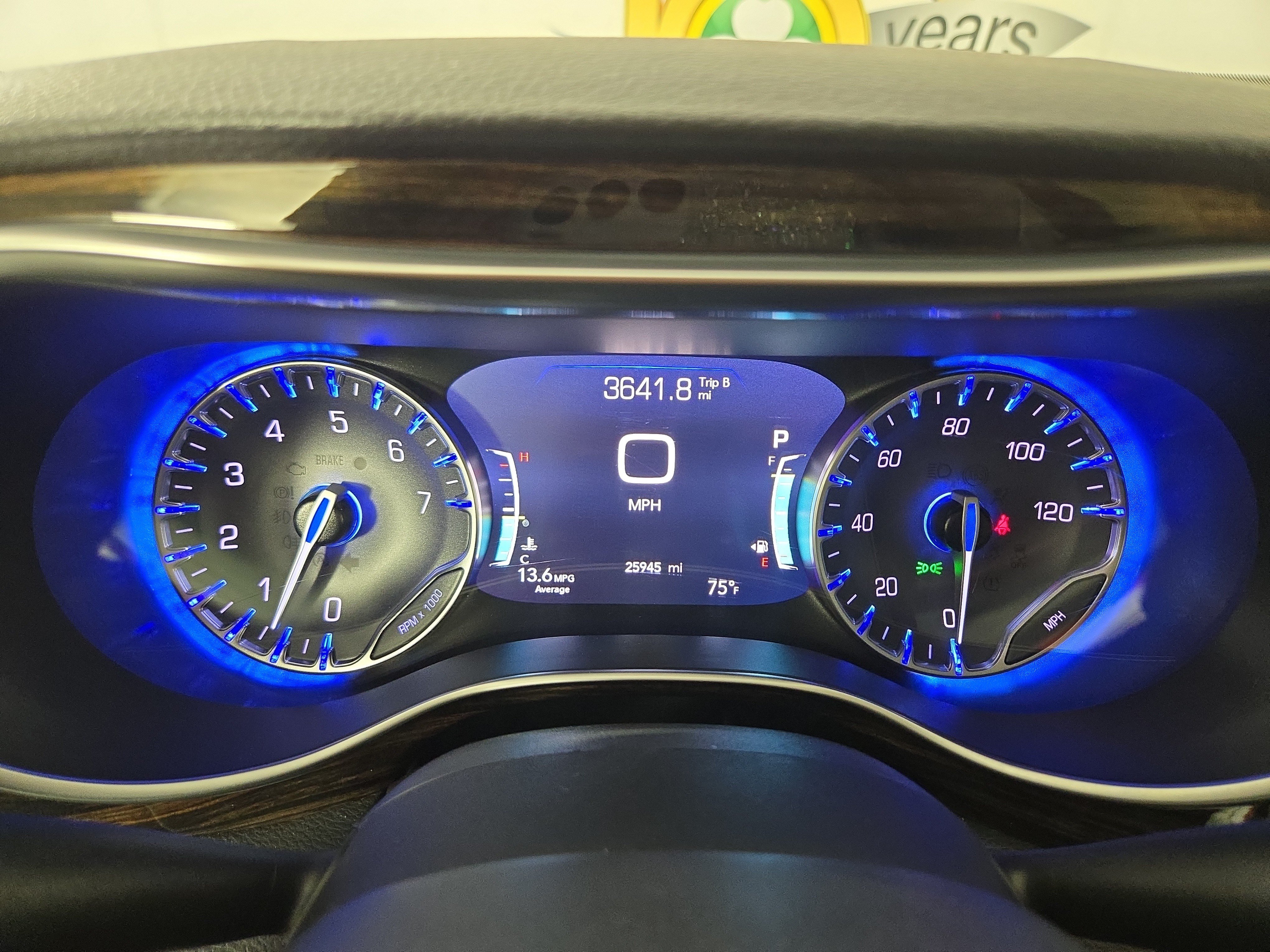 Used 2024 Chrysler Pacifica Limited FWD image 18