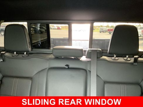 Used 2023 Chevrolet Silverado 1500 High Country image 7