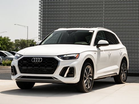 Certified 2023 Audi Q5 2.0T Premium Plus w/ Premium Plus Package AWD/4WD image 7