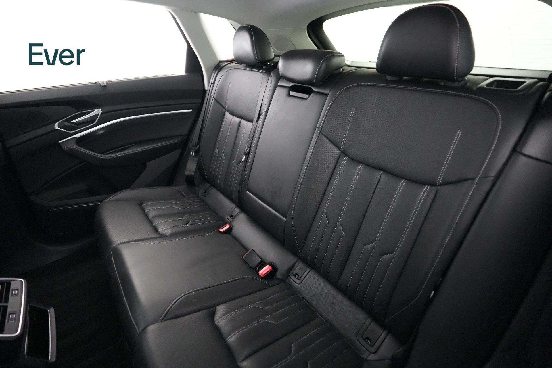 Used 2024 Audi Q8 e-tron Premium Plus w/ Prestige Package AWD/4WD image 24