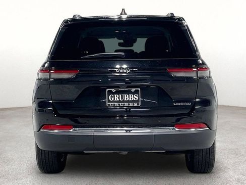 Used 2023 Jeep Grand Cherokee Limited RWD image 5
