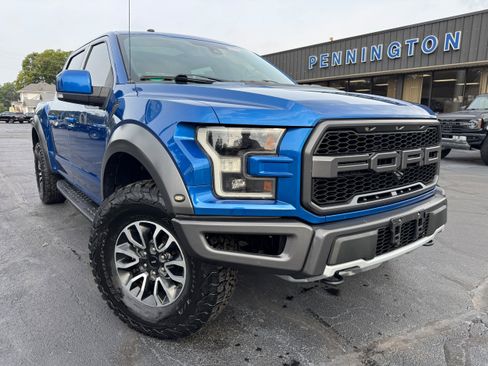 Used 2018 Ford F150 Raptor w/ Equipment Group 802A Luxury image 1