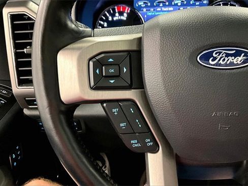 Used 2022 Ford F250 Platinum image 24