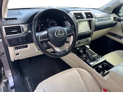 Certified 2020 Lexus GX 460 Premium w/ Premium Package image 22