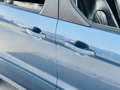 Used 2020 Ford Transit Connect XLT image 13