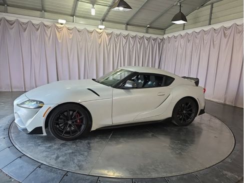 Used 2023 Toyota Supra Premium image 4