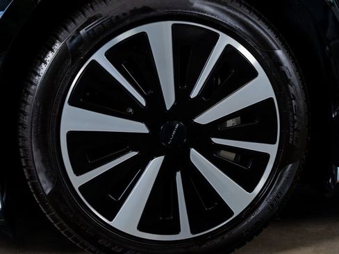Used 2024 Lucid Air Pure RWD image 21