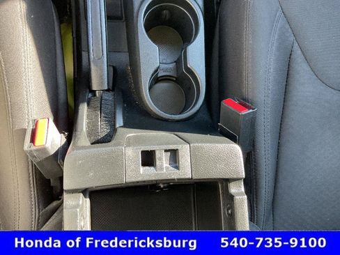 Used 2016 Jeep Wrangler Unlimited Sport w/ Connectivity Group AWD/4WD image 37