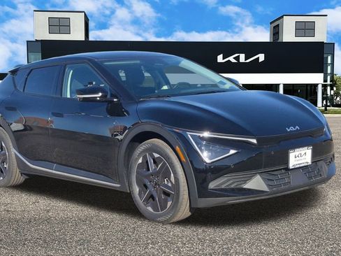 New 2025 Kia EV6 Light image 2