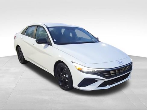 New 2026 Hyundai Elantra Sport FWD image 2