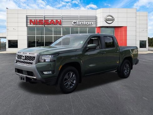Certified 2025 Nissan Frontier SV w/ SV Convenience Package RWD image 7