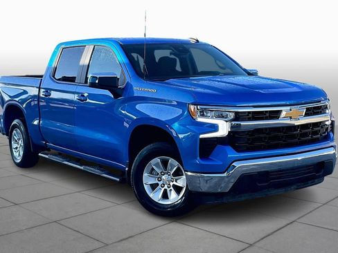 Used 2025 Chevrolet Silverado 1500 LT RWD image 3