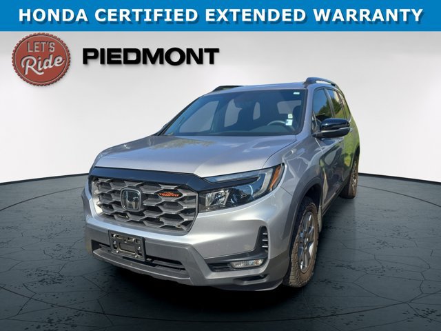 Used 2025 Honda Passport TrailSport image 1