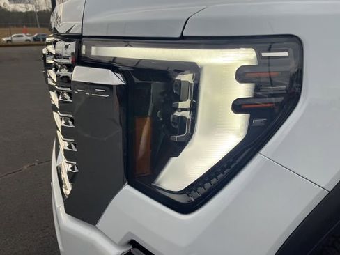 New 2026 GMC Sierra 2500 Denali image 13