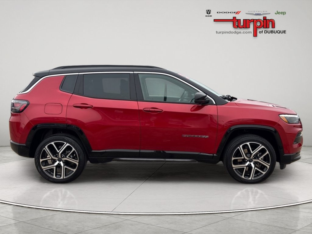 Used 2025 Jeep Compass Limited w/ Elite Group AWD/4WD image 6