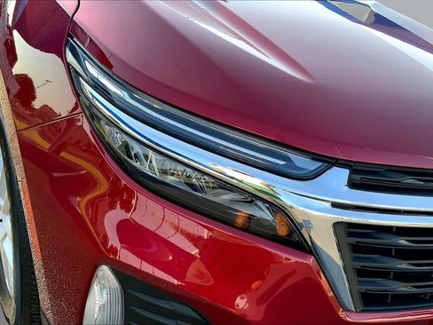 Used 2023 Chevrolet Equinox LT FWD image 28