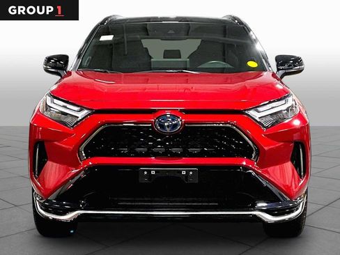 Used 2024 Toyota RAV4 XSE AWD/4WD image 4