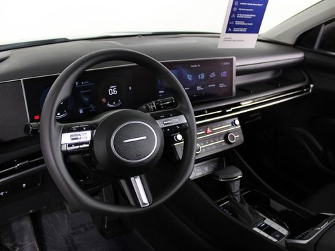 Certified 2026 Hyundai Tucson SE image 18