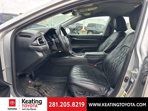 Used 2023 Toyota Camry SE FWD image 14
