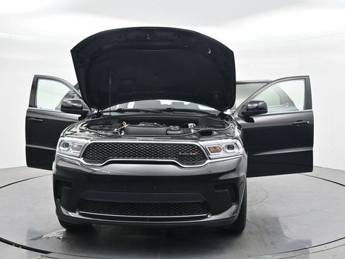 Used 2023 Dodge Durango SXT image 38