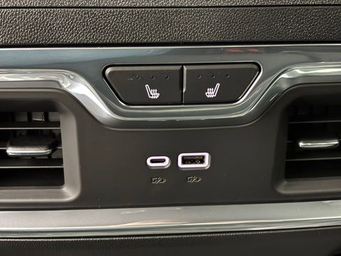 New 2026 GMC Sierra 1500 Denali image 8