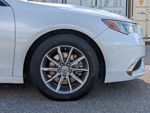 Used 2019 Acura TLX FWD image 11