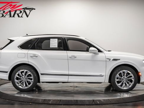 Used 2021 Bentley Bentayga image 6