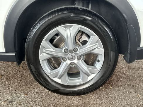 Used 2025 Honda HR-V LX image 11
