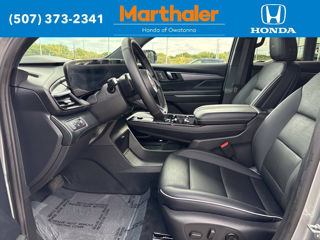 Used 2026 Buick Enclave Sport Touring AWD/4WD image 9