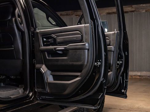 Used 2023 RAM 3500 Limited image 35