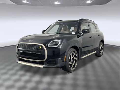 New 2025 MINI Cooper Countryman SE image 1