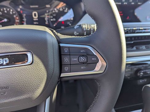 New 2026 Jeep Compass Limited image 12