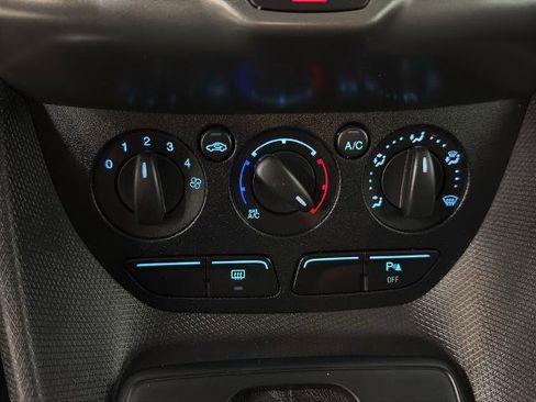 Certified 2018 Ford Transit Connect XL image 5