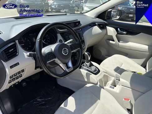 Used 2020 Nissan Rogue Sport SV w/ All-Weather Package AWD/4WD image 14