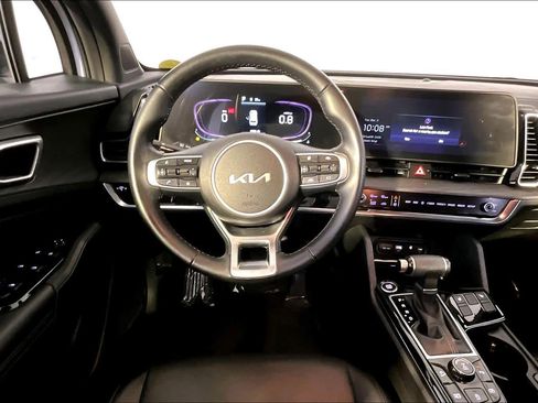 Used 2023 Kia Sportage X-Line image 6