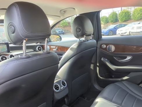 Used 2015 Mercedes-Benz C 300 4MATIC Sedan w/ Premium 1 Package image 17