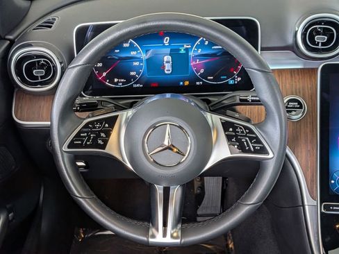 Used 2025 Mercedes-Benz C 300 Sedan image 24
