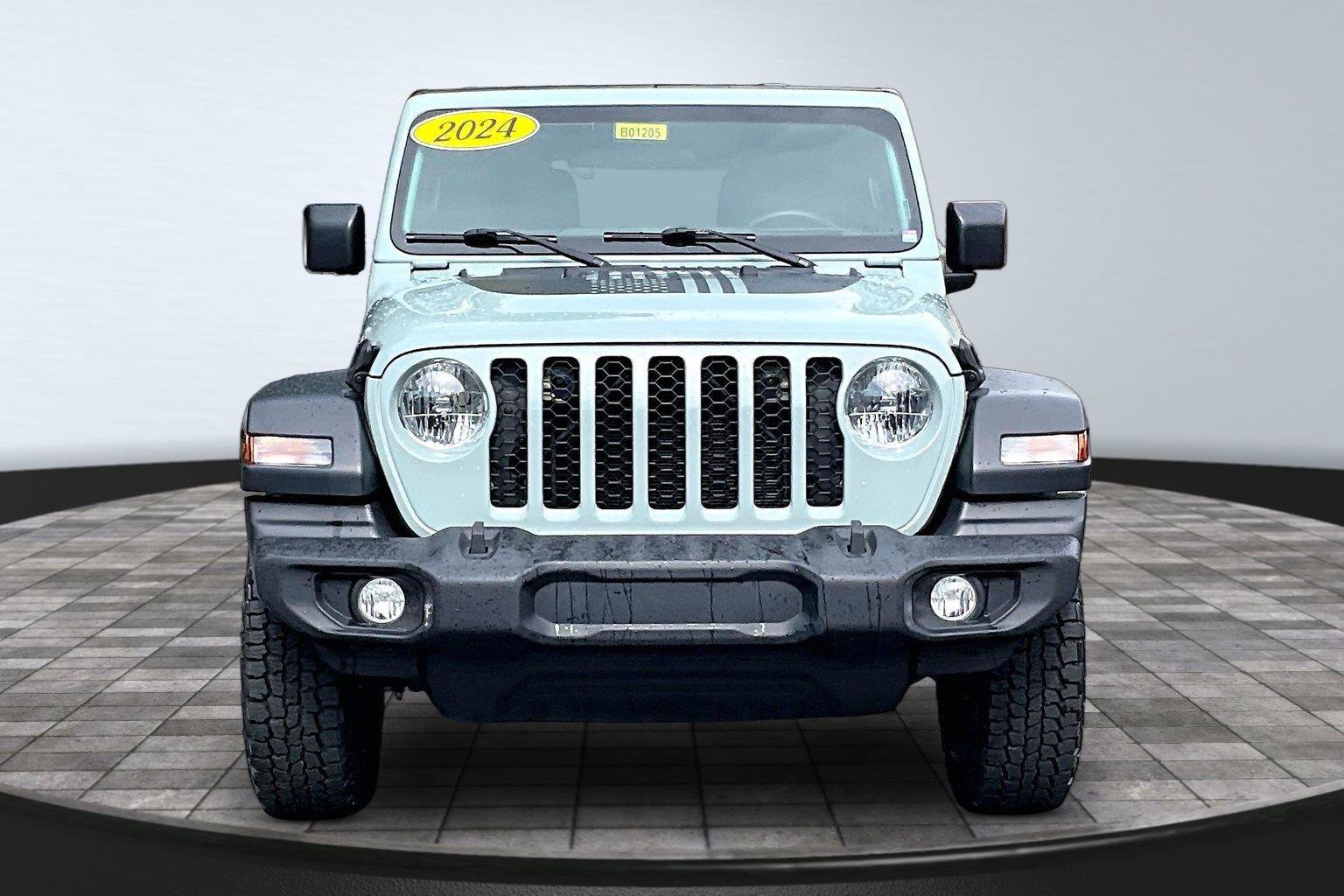 Certified 2024 Jeep Wrangler Unlimited Sport AWD/4WD image 2