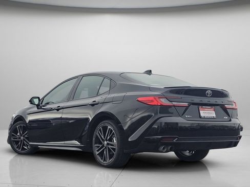 Used 2025 Toyota Camry XSE image 22