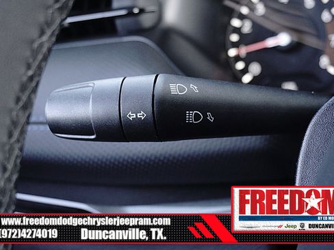 New 2026 Jeep Compass Latitude image 28