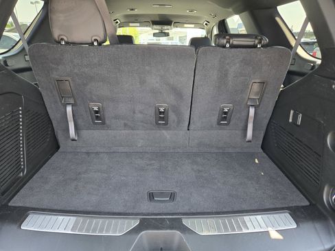 Used 2021 Chevrolet Tahoe Z71 AWD/4WD image 9