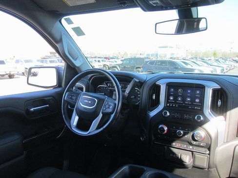 Used 2022 GMC Sierra 1500 Elevation image 20