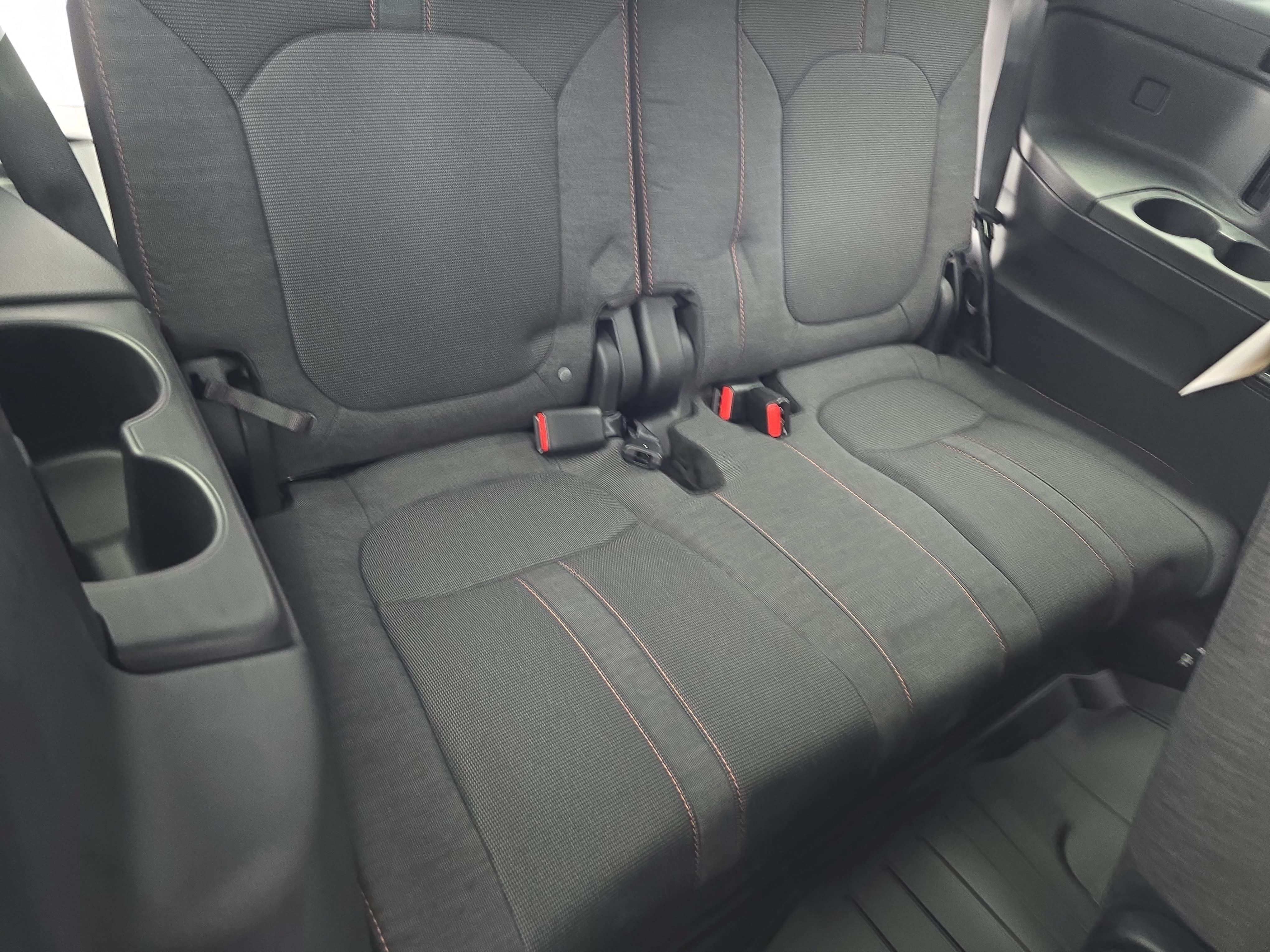 New 2026 Honda Pilot Sport image 12