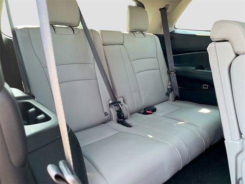 Used 2022 Honda Pilot EX-L image 26