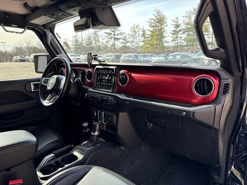 Used 2022 Jeep Wrangler Unlimited Rubicon w/ Xtreme Recon 35" Tire Package image 29